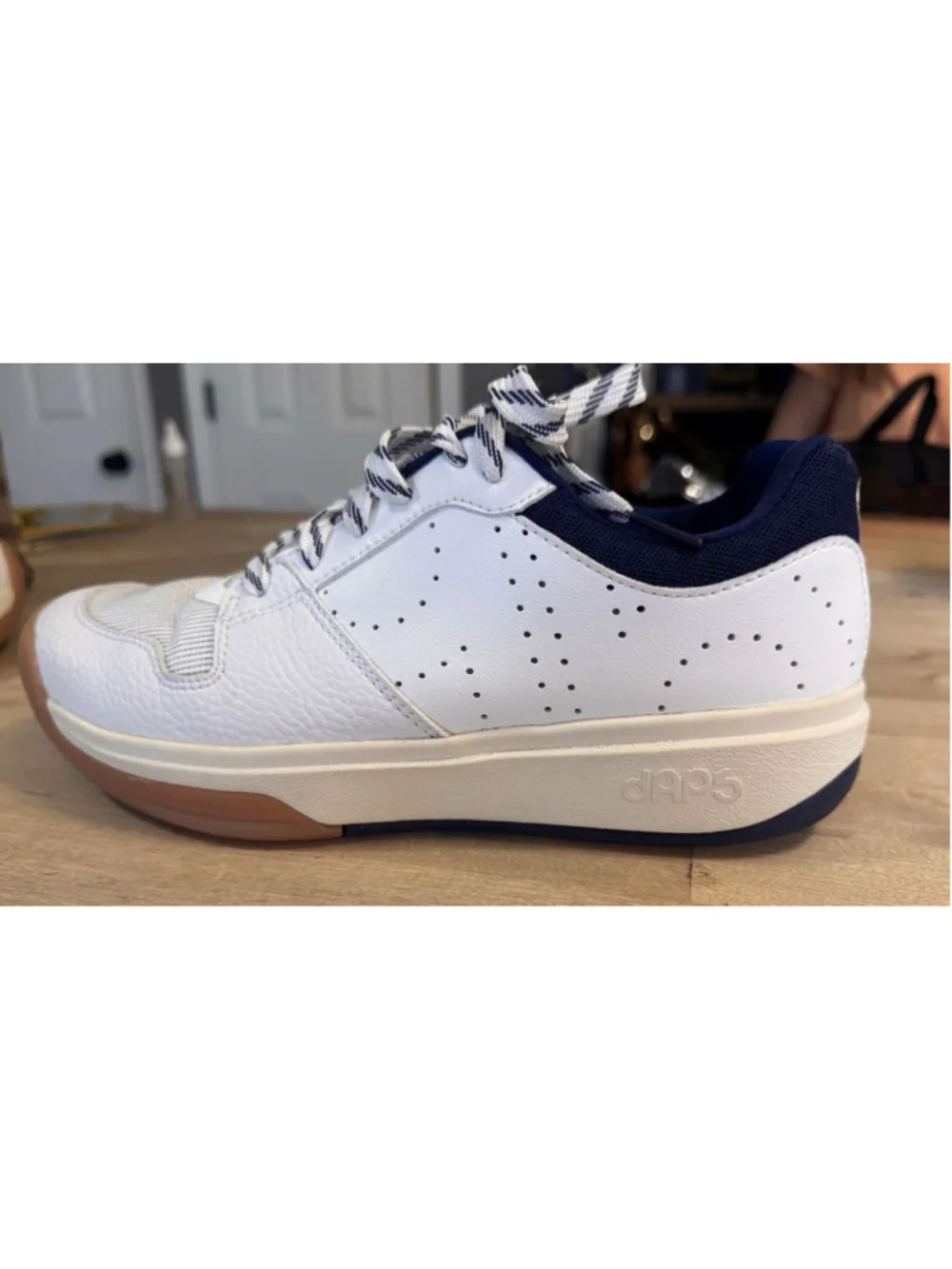 Daps Desi pickleball shoes, low Navy Blue/ White, Women's 9